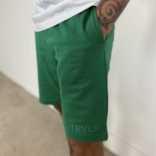 Traveler shorts green